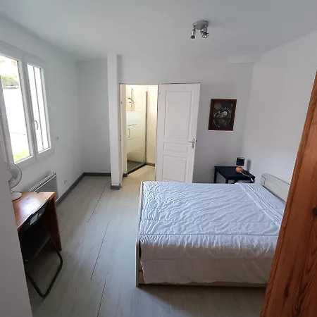 בית נופש Beautiful House Near The Beach, 4 Bedrooms